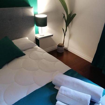 Shine House Hotell Roma Eksteriør bilde