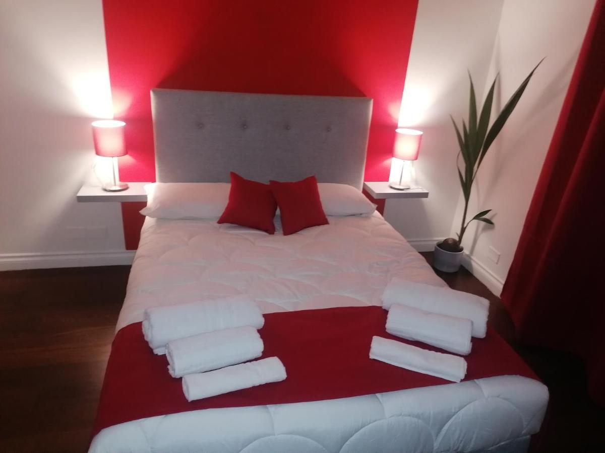 Shine House Hotell Roma Eksteriør bilde